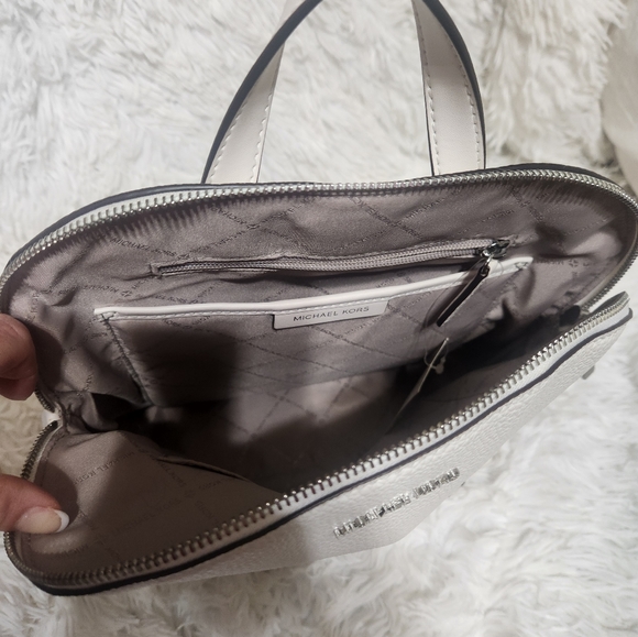 Micheal kors purse
